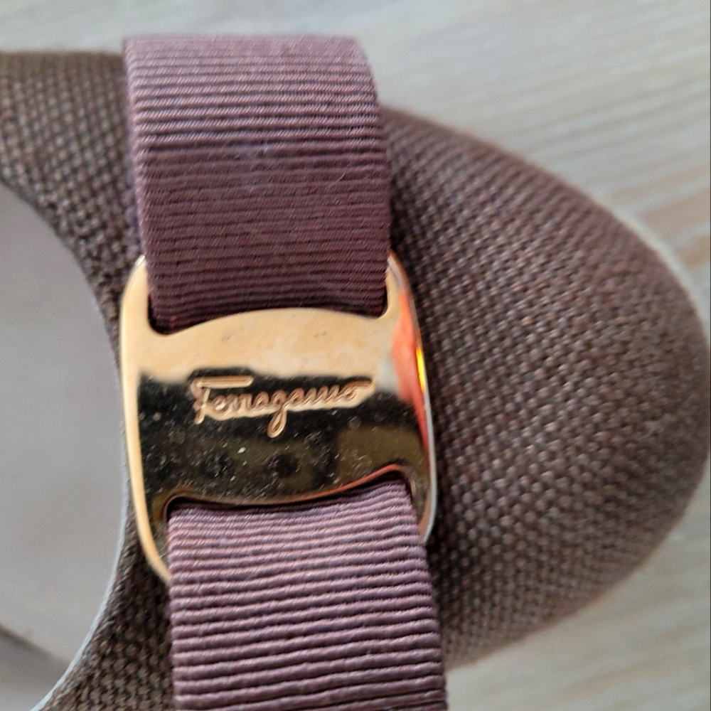 salvatore ferragamo brown wedge shoes size 7B